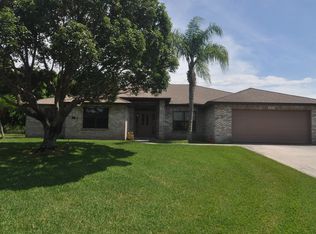 4935 Country Pl, Grant Valkaria, FL 32949