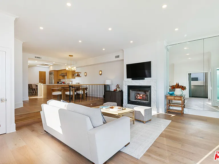 22630 Pacific Coast Hwy #1 — Photo 11