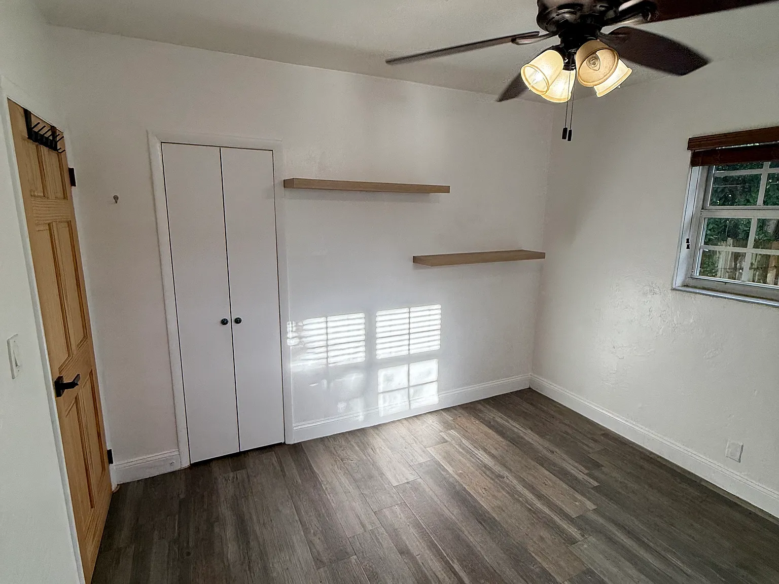 1 bed, 425 sqft, $1,200 — Photo 4
