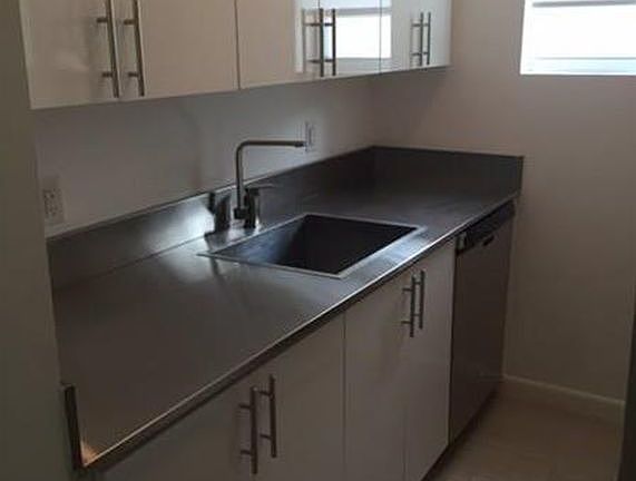 3rd image of 3917 Meridian Ave #104