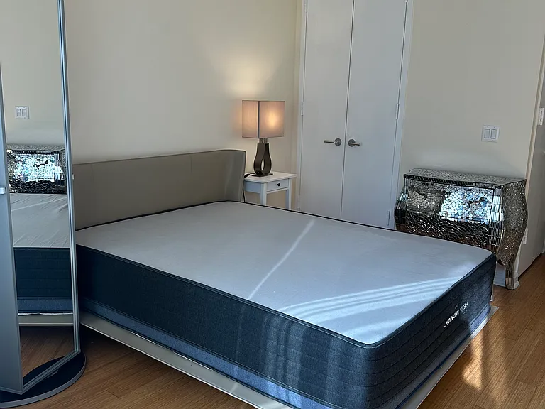 350 W 53rd St #5B — Photo 2