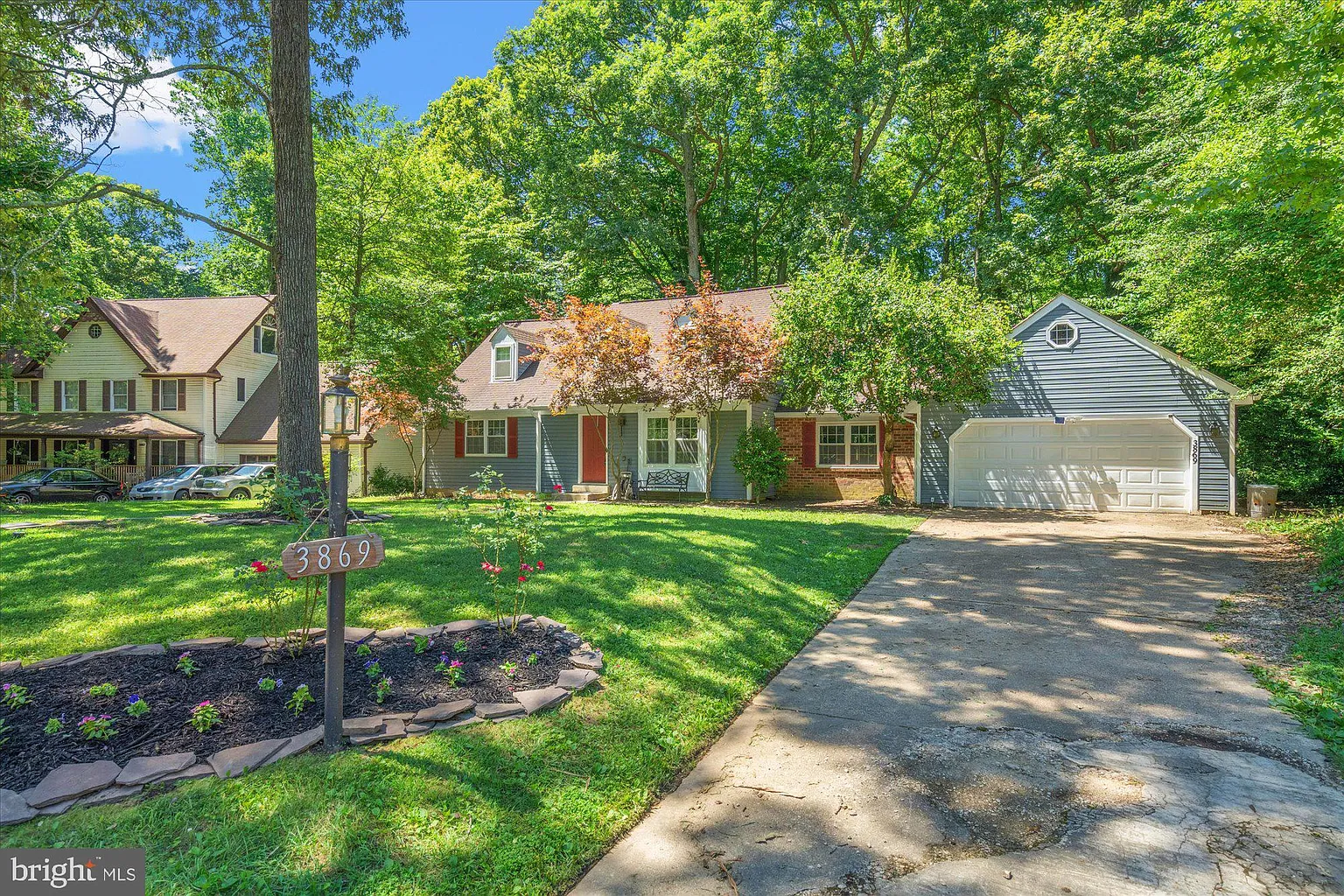 3869 Pine Cone Cir photo 1