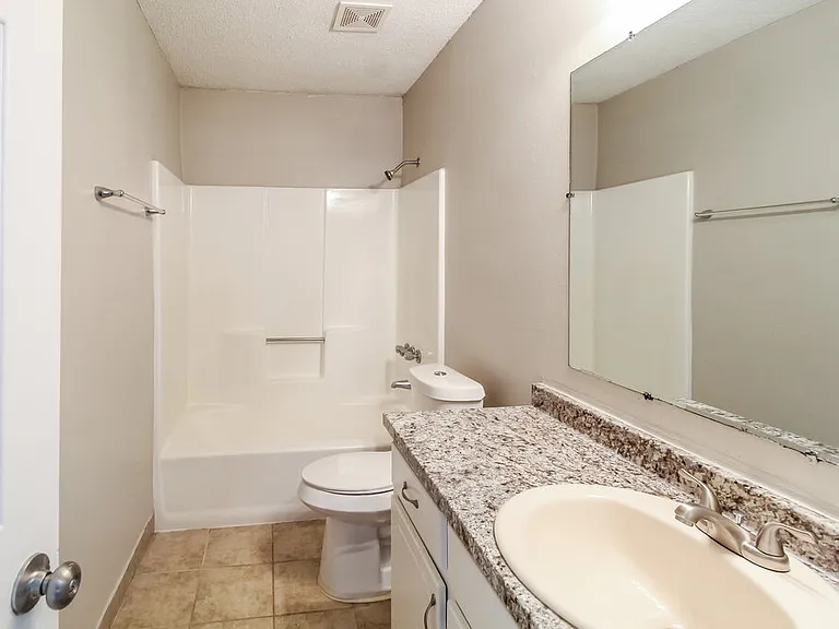 120 Sherwood Loop — Photo 15
