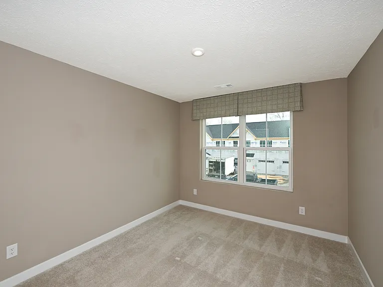 1838 Shank Dr — Photo 32
