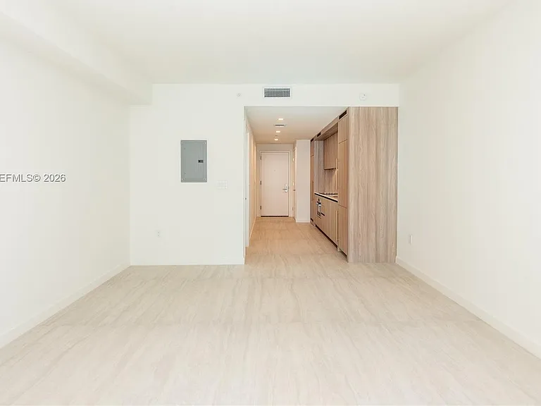 77 SE 5th St #1813 — Photo 10