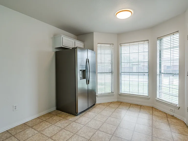 213 Port Ingleside Dr — Photo 5