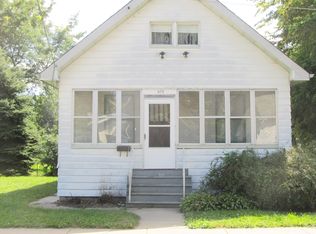 545 Tracy St, Peoria, IL 61603