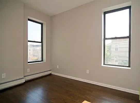 Rented by SERHANT. | media 8