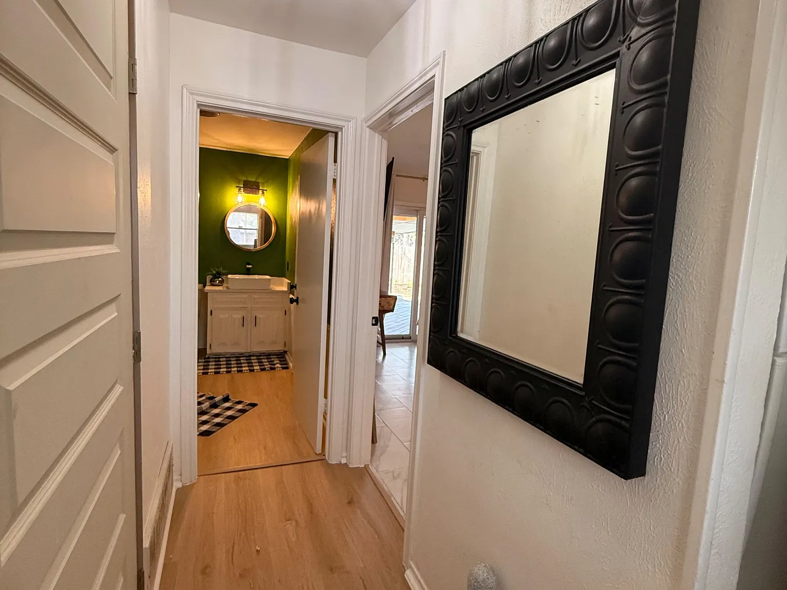 1 bed, 1.0 bath, 2800 sqft, $1,113 — Photo 4
