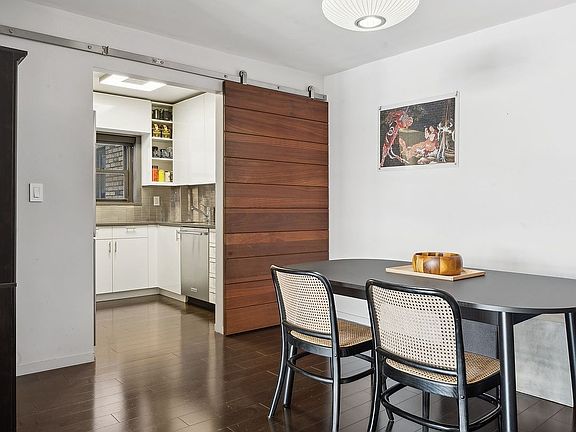 4th image of 225 E 57th St APT 14-C