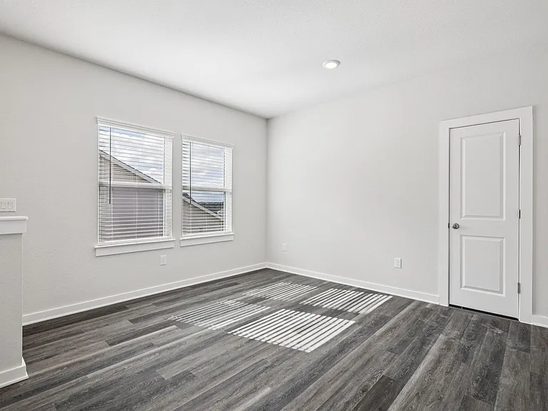 2337 Moon Tower Trl — Photo 27