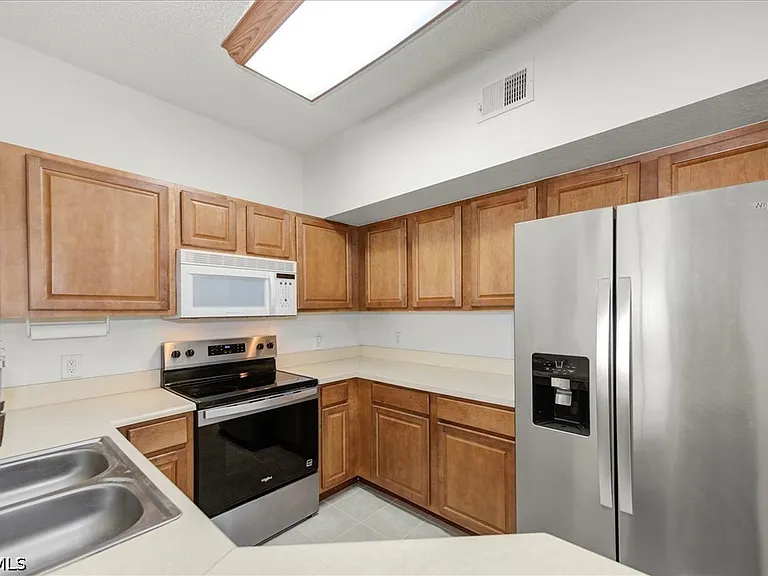 15590 Ocean Walk Cir #102 — Photo 9