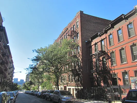 Rented by Bohemia Realty Group | media 9