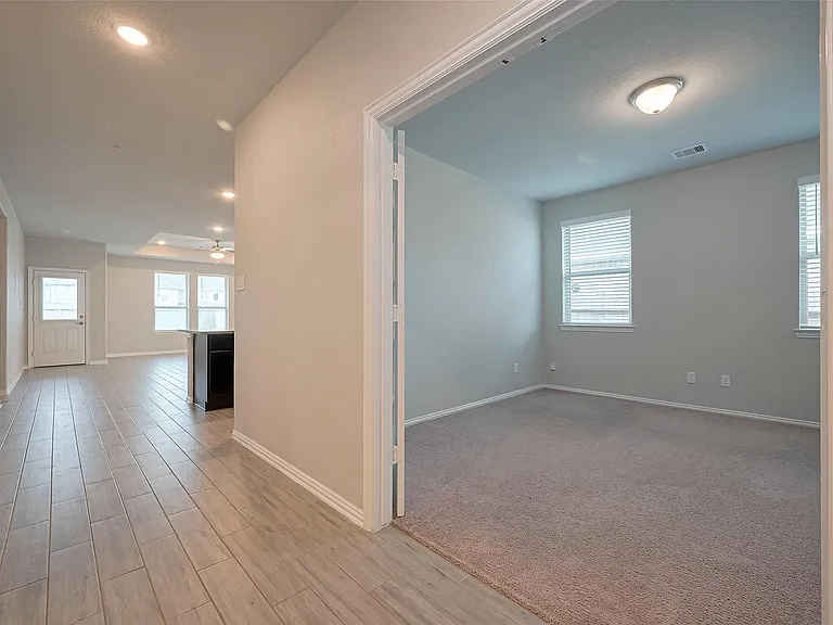 31415 Conover Dr — Photo 7