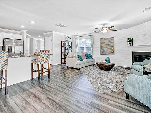 7th image of this home