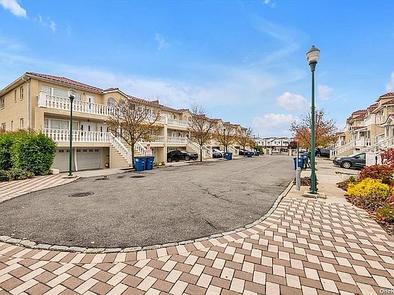 4th image of 262 Zerega Ave
