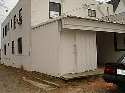 2nd image of 31 SW 25th St