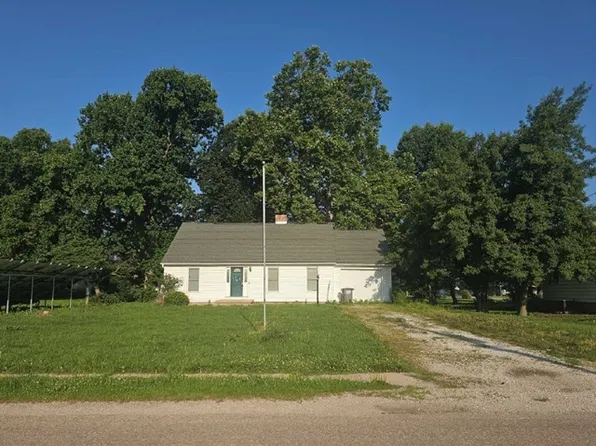 436 Prairie St, Shipman, IL 62685