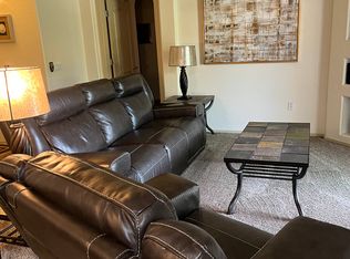 705 W Queen Creek Rd, Chandler, AZ 85248