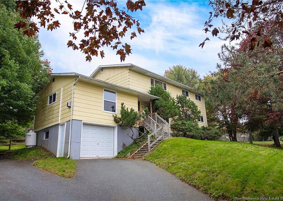 1st image of 108 Robin Hood Ln