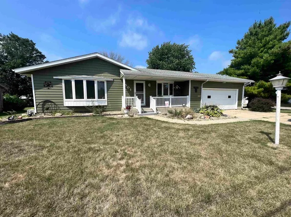 501 2nd St, Grundy Center, IA 50638