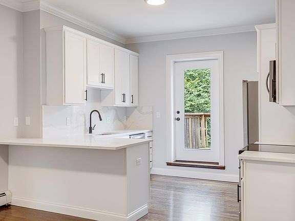 2nd image of 72 O Street Pl #2A