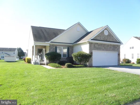 1 Arbutus Dr, Georgetown, DE 19947