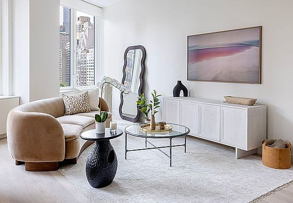 4th image of 1 W 60th St #19E