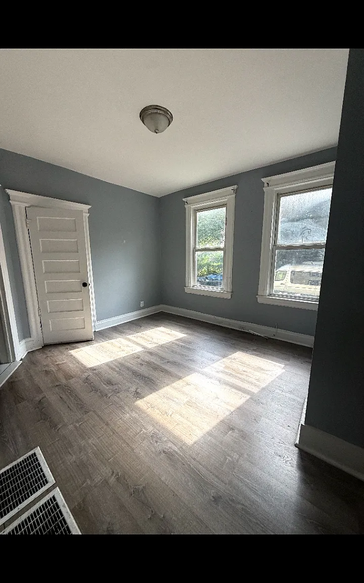 2 bed, $1,925 — Photo 3