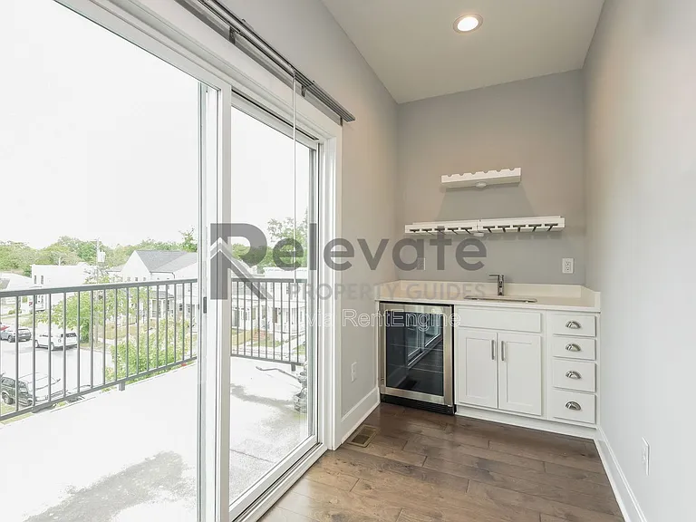3018 S St — Photo 14