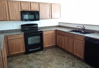 5th image of 10251 W Hilton Ave