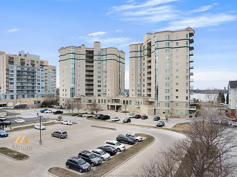5055 Riverside Dr E #201 — Photo 3