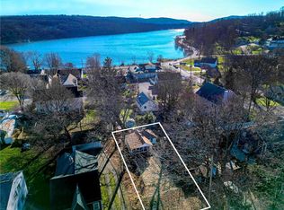 58 W Jeanibo Rd, Monroe, NY 10950