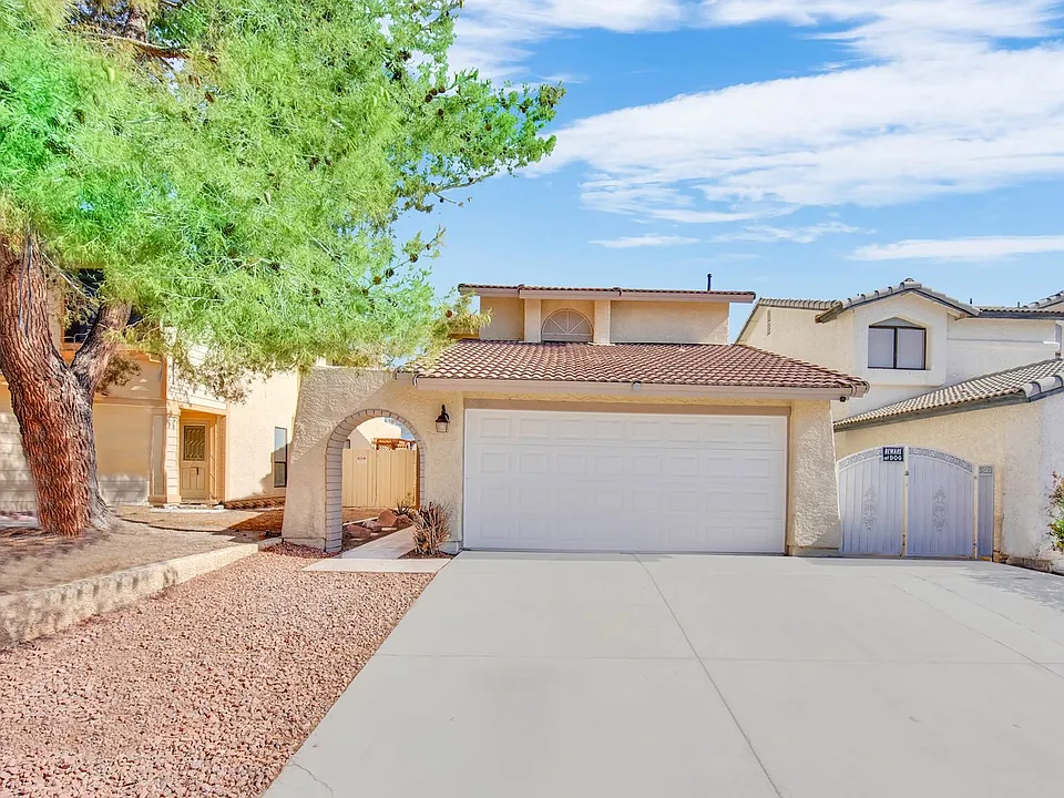 8136 Spur Ct