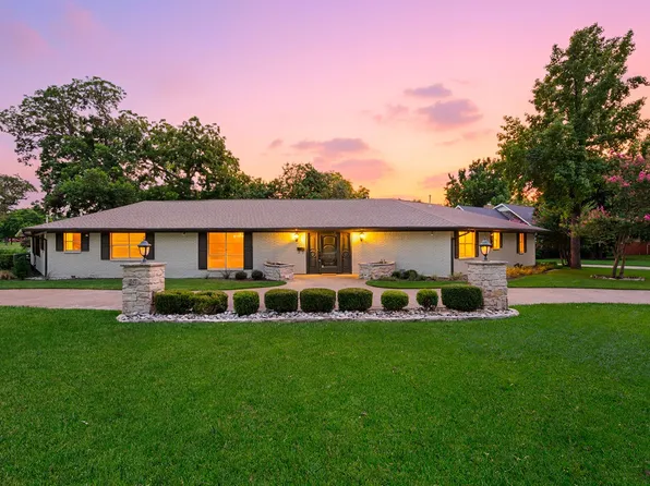 416 Brook Ln, McKinney, TX 75069