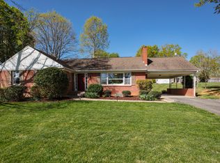 108 Oakview Dr, Lexington, VA 24450