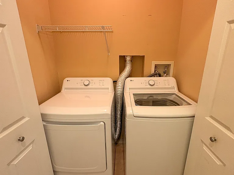 520 Florida Club Blvd #304 — Photo 3