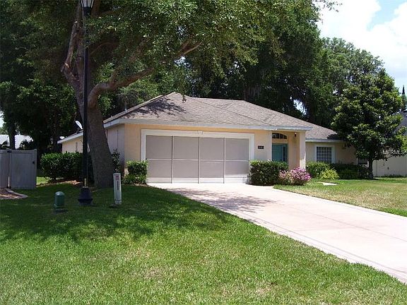 3rd image of 34431 Shadewood Cir