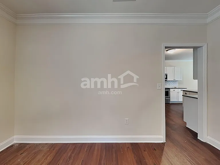 110 Dynasty Ln — Photo 8