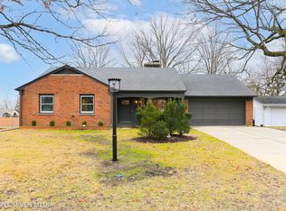 24 Guilford Rd, Montgomery, IL 60538