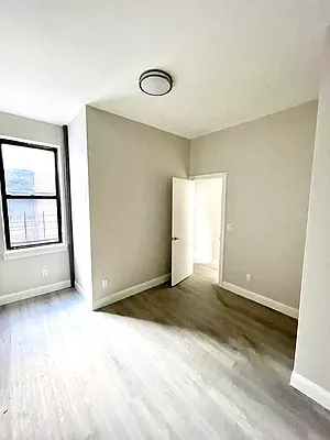 Rented by Pear NYC LLC | media 32