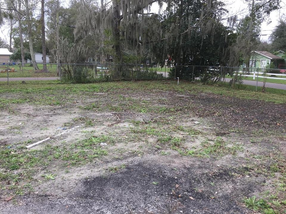 2nd image of 3084 Bessent Rd