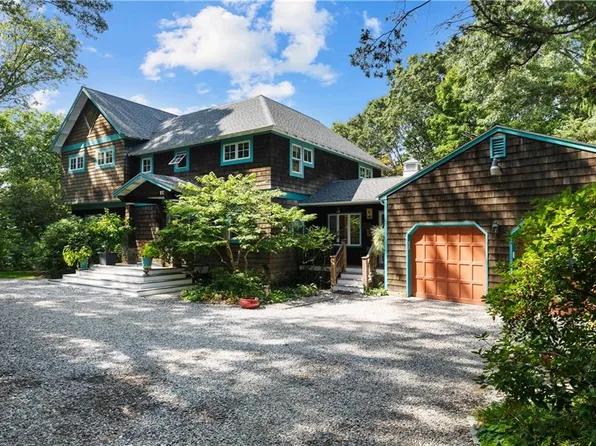 164 Atherton Ave, North Kingstown, RI 02852