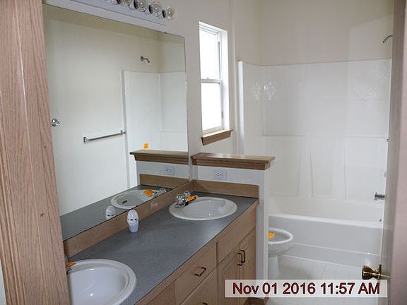 3rd image of 701 Belfair Ave SW