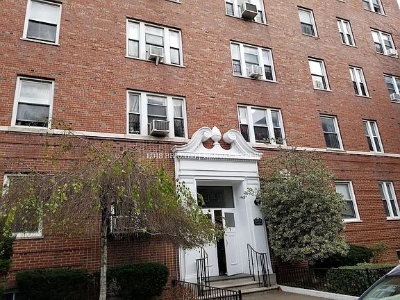 2nd image of 6981 108th St APT 3D