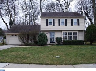 299 Tenby Chase Dr, Delran, NJ 08075