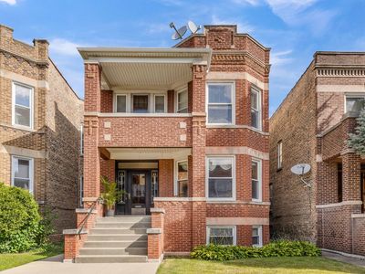 4930 W Hutchinson St, Chicago, IL, 60641
