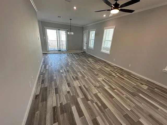 2 bed, 2.0 bath, 1564 sqft, $1,599 — Photo 4