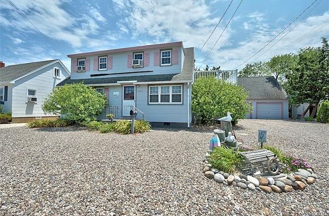 2nd image of 1514 Sunset Ave