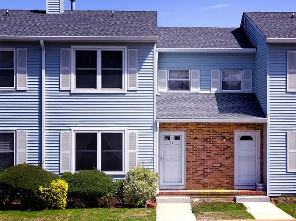 18 Dogwood Ct, Jamesburg, NJ 08831
